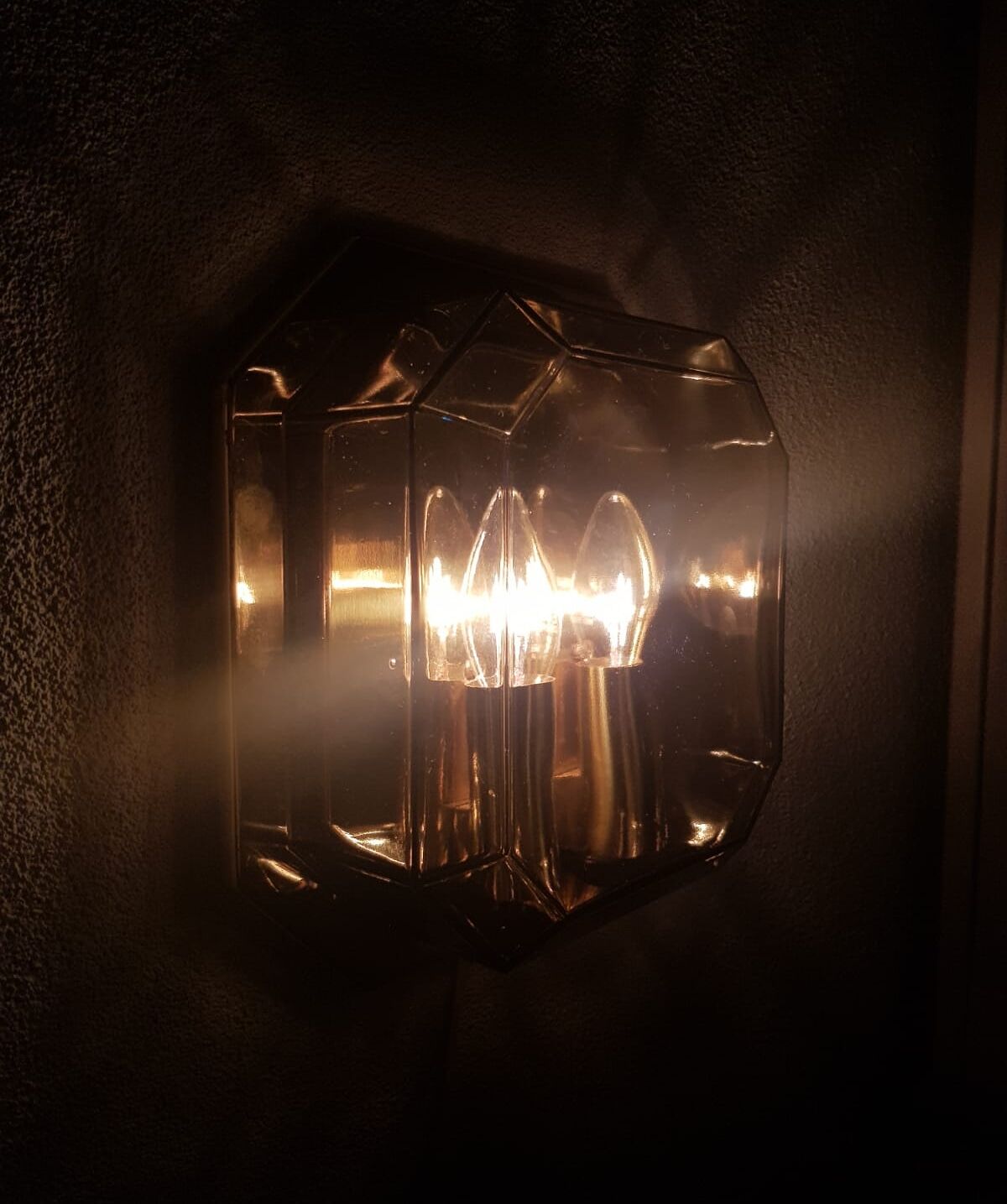 Geometric smoke topaz glass wall lamp, Glashütte Limburg, 80s