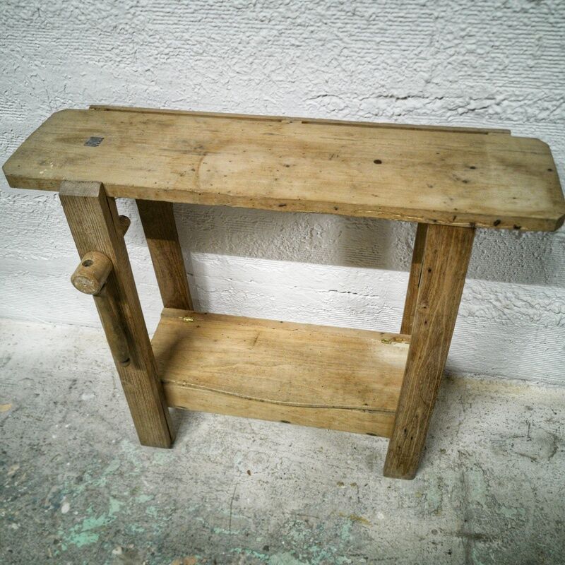 Vintage workbench for enfan