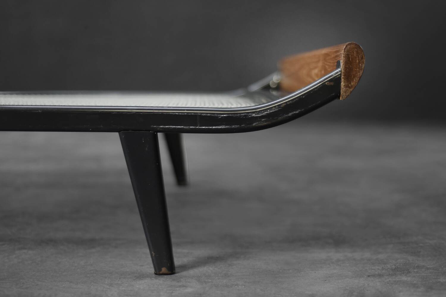Vintage Mid-Century Dutch Modern Cleopatra Daybed by Dick Cordemeyer