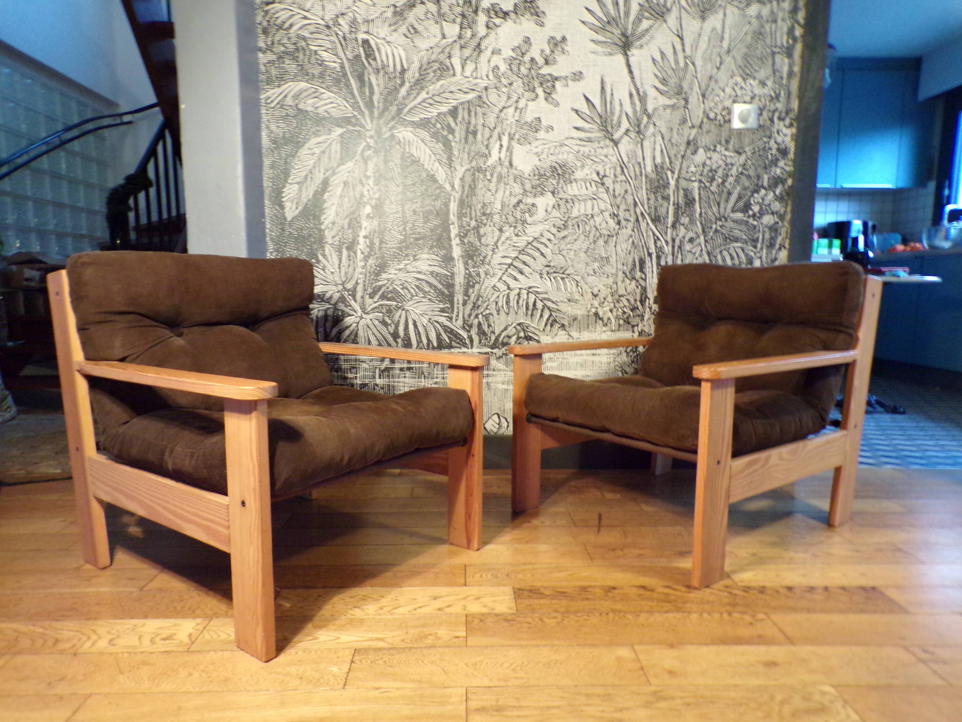 Pair of pine armchairs 1980