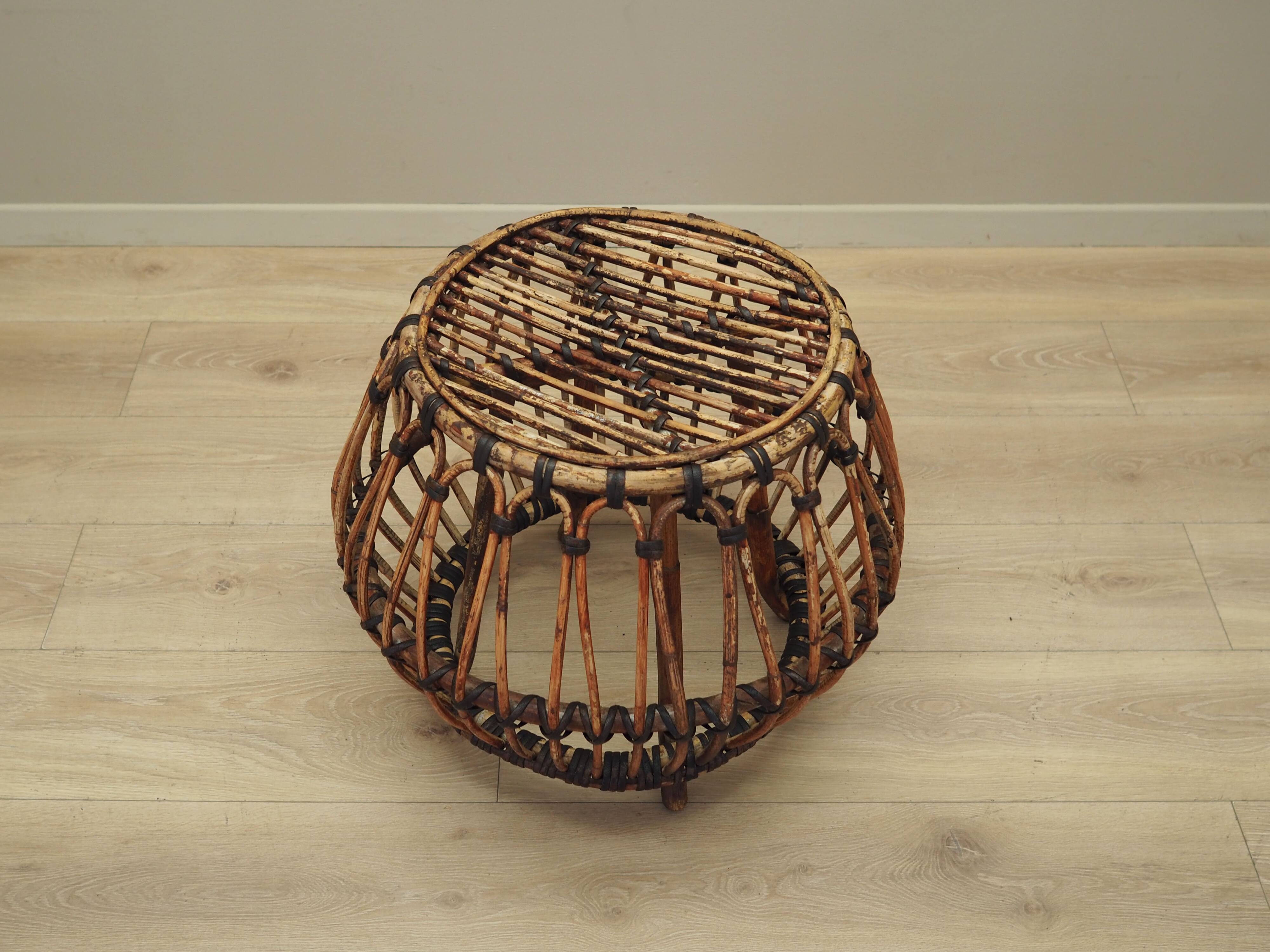 Wooden table, Danish design, 1960s, production: Denmark