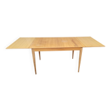 Vintage Scandinavian dining table in oak – 1960s design