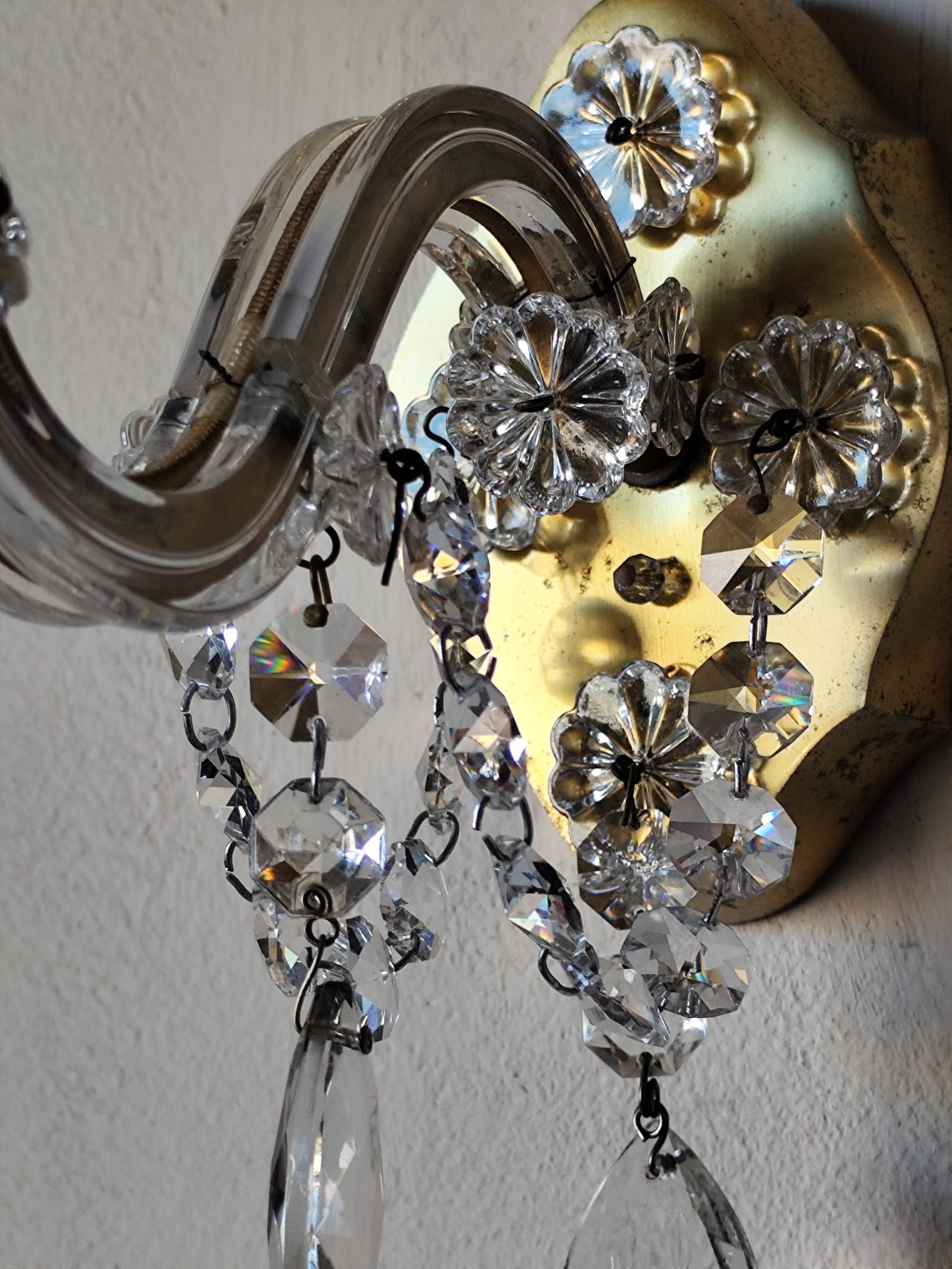 Venetian wall sconce, glass sconce, brass, pendants.