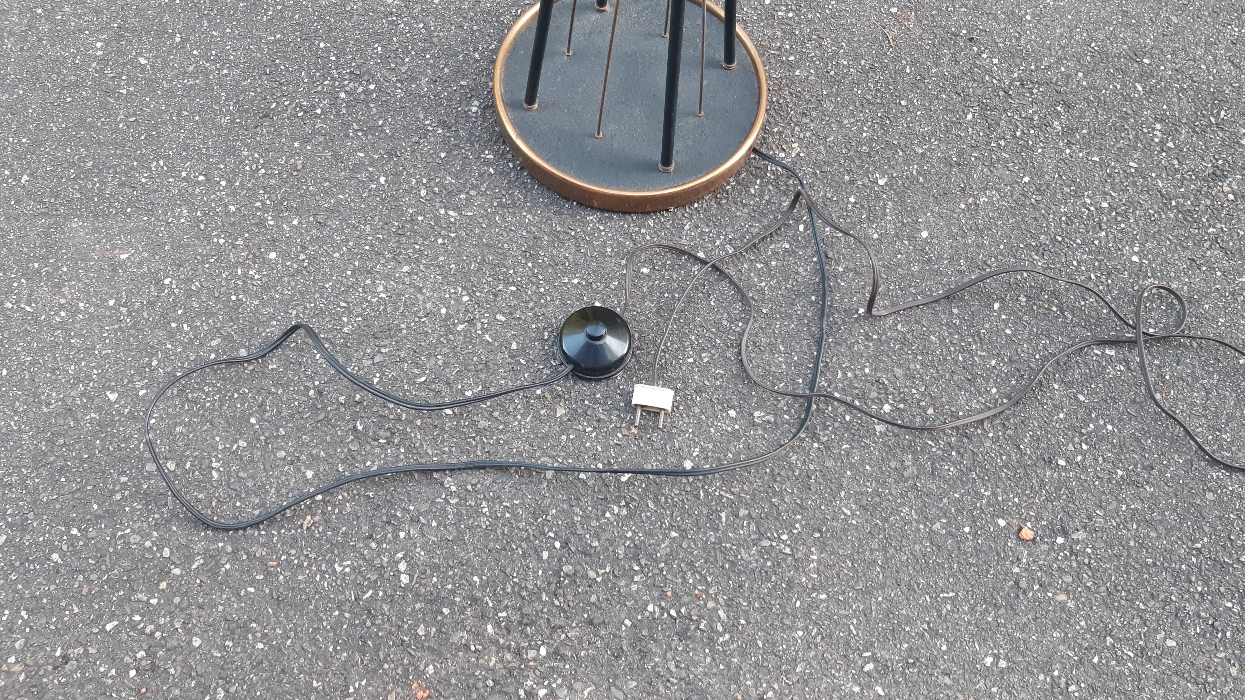 Reed floor lamp for Lunel house