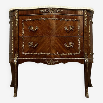 Superb curved Louis XV style jumping chest of drawers in mahogany and gilded bronzes