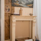 Fireplace mantel