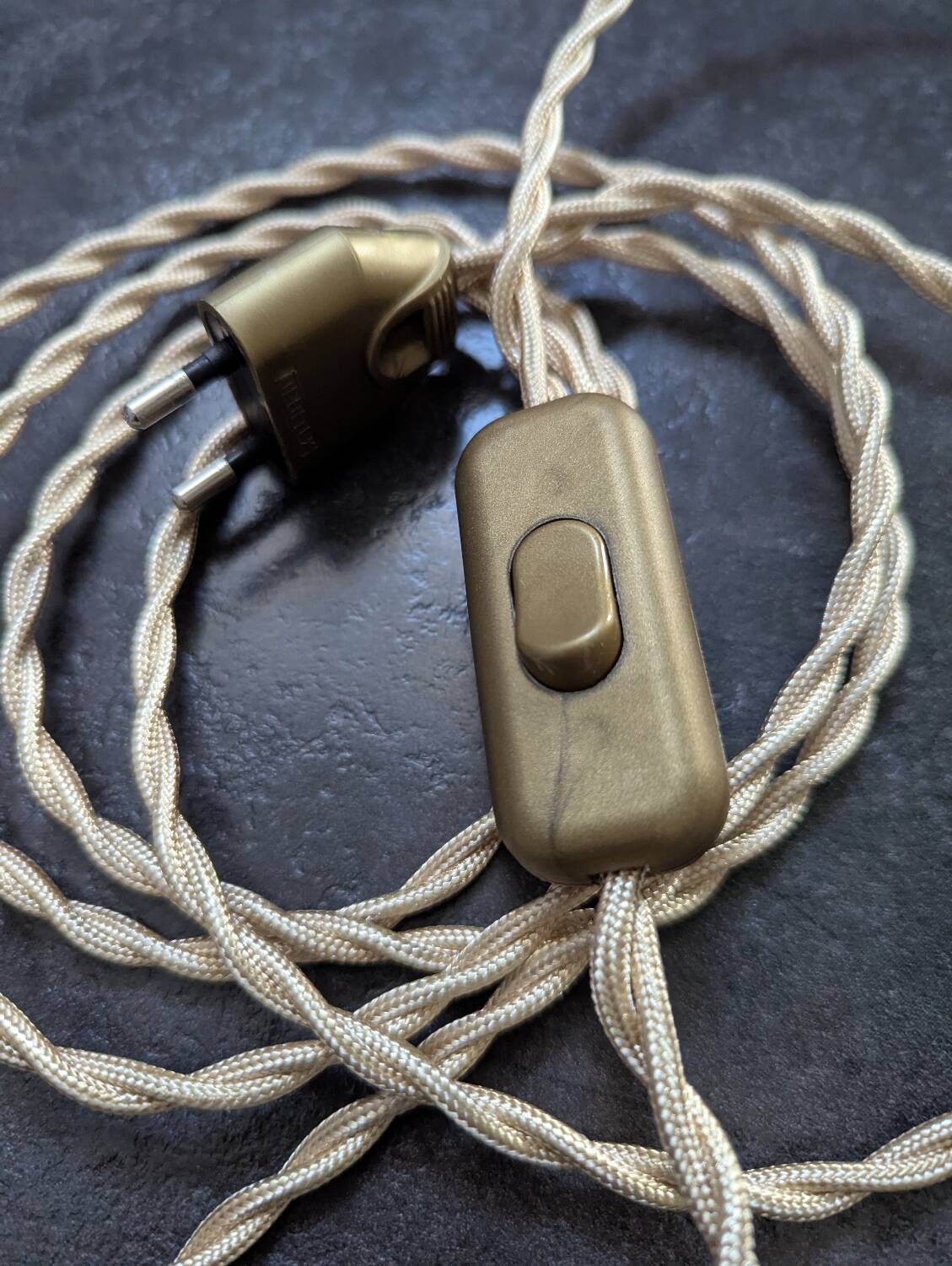 Antique Second Empire Napoleon III table lamp, 1870, brass and opaline glass