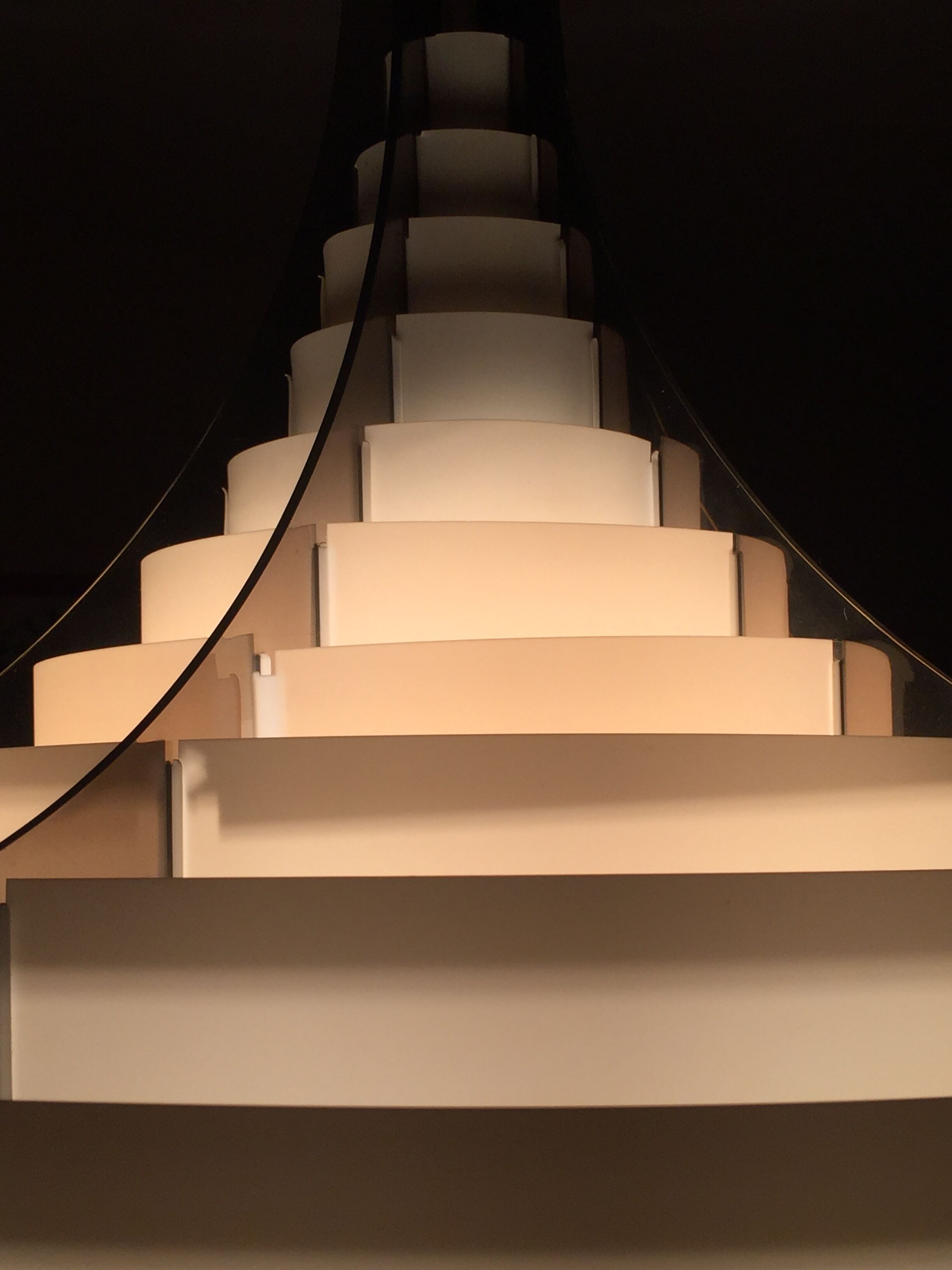 Lustre scandinave Morten Goettler