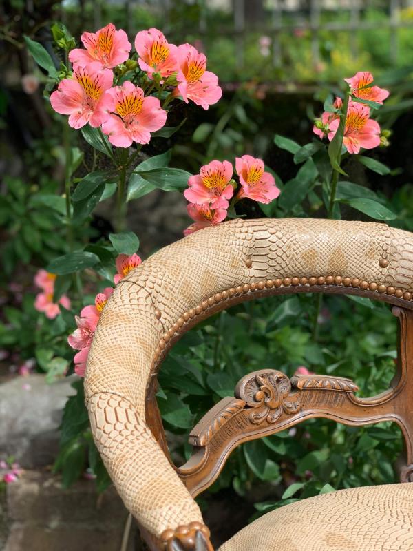 NIII walnut office chair