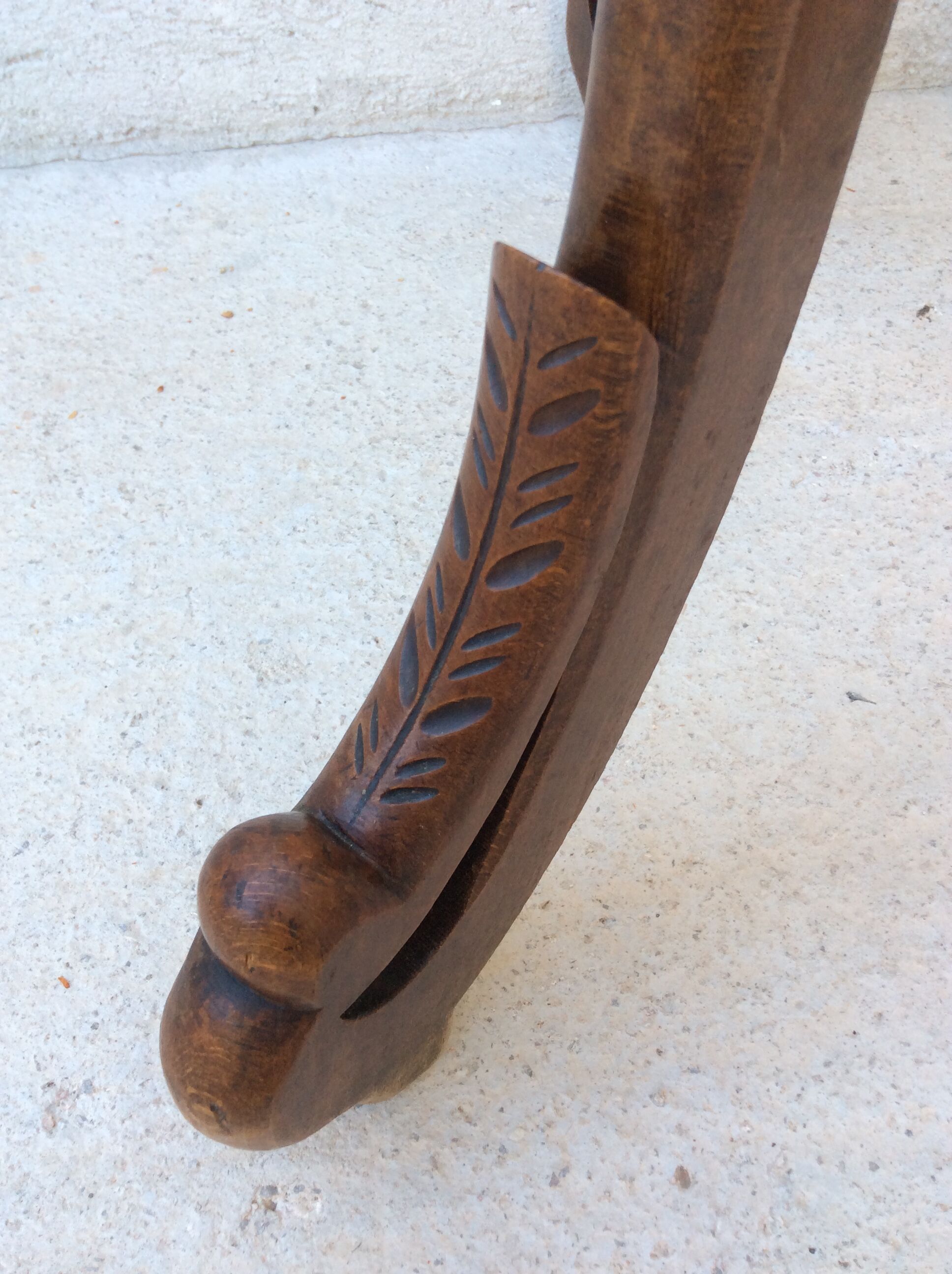 Tripod harness door plant 1900 art nouveau