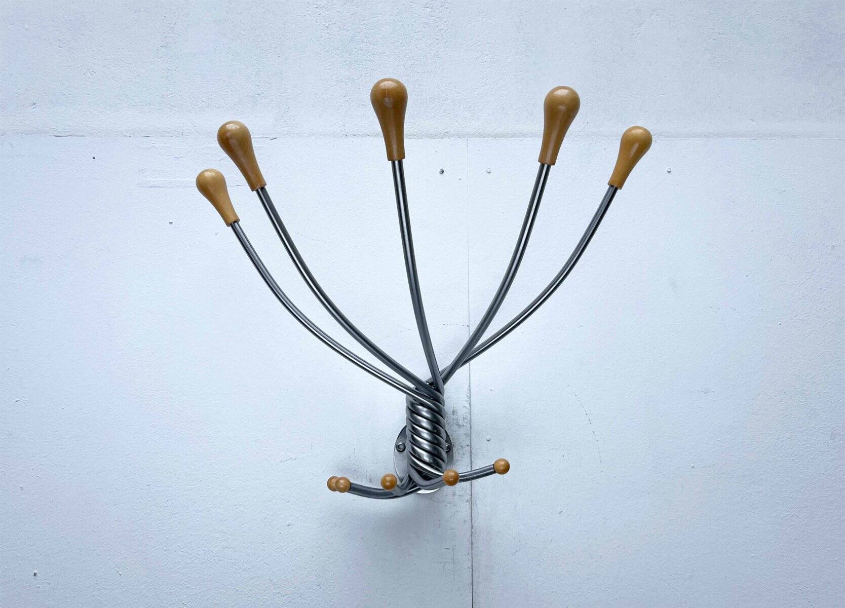 Postmodern Italian Wall Hook Octopus by J. De Pas, P. Lomazzi and D. D'Urbino for Zanotta, 1990s