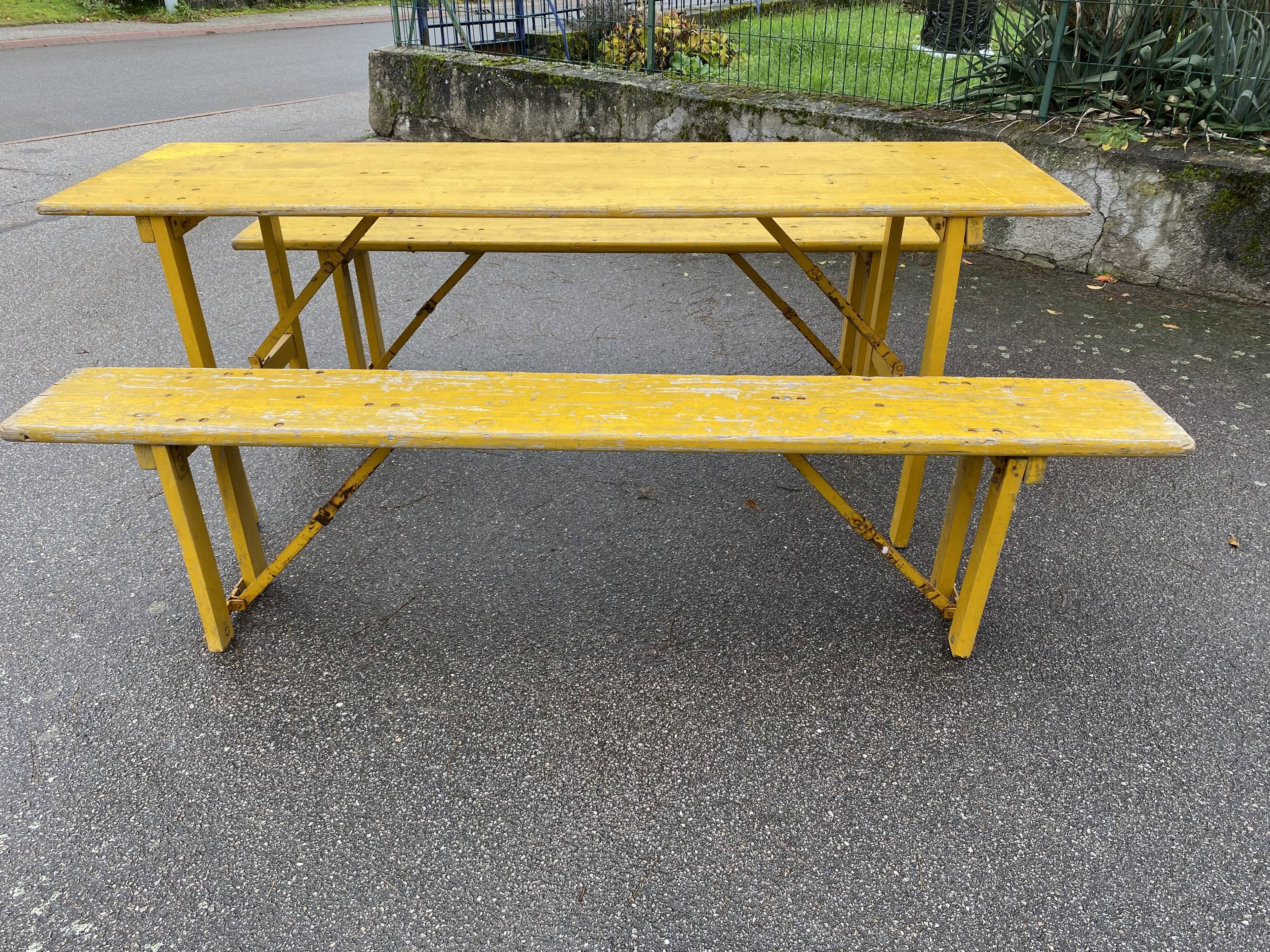 Terrace table & benches