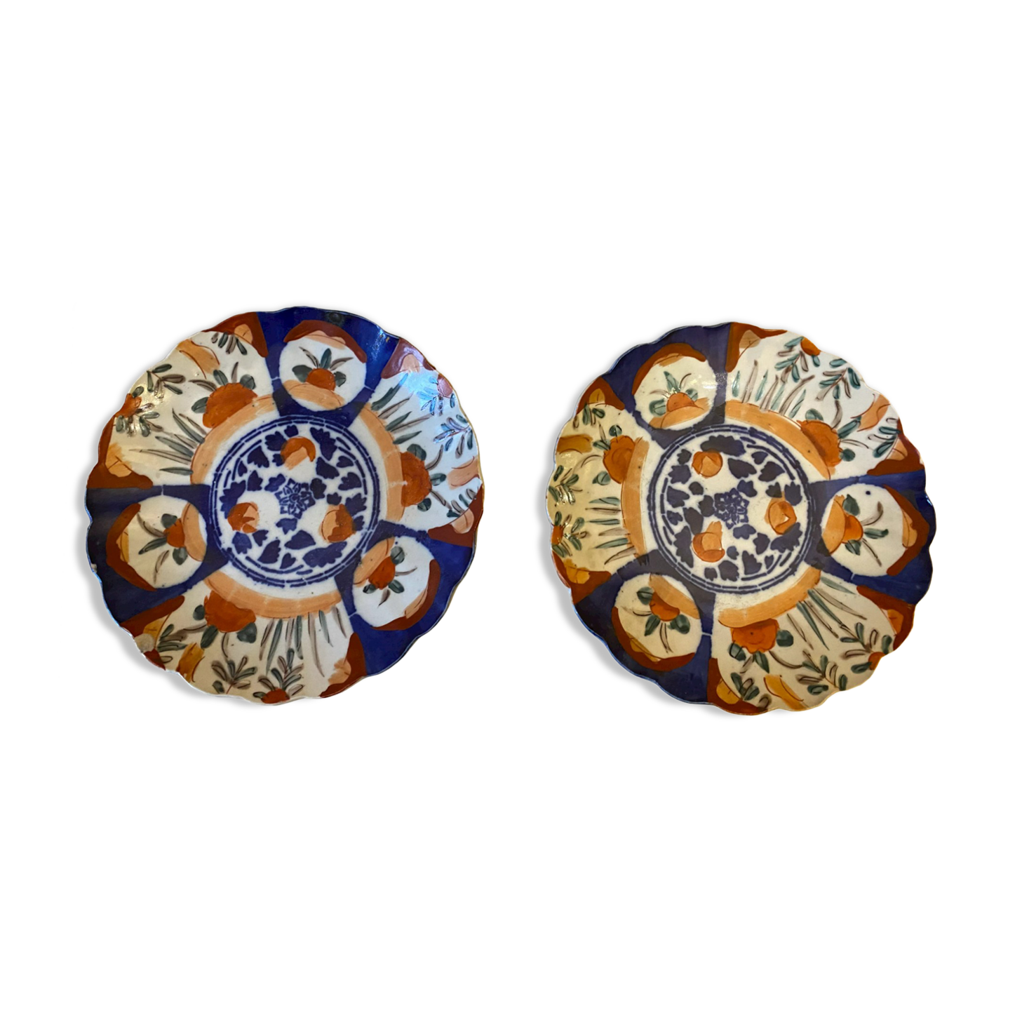 Pair of Japanese plates