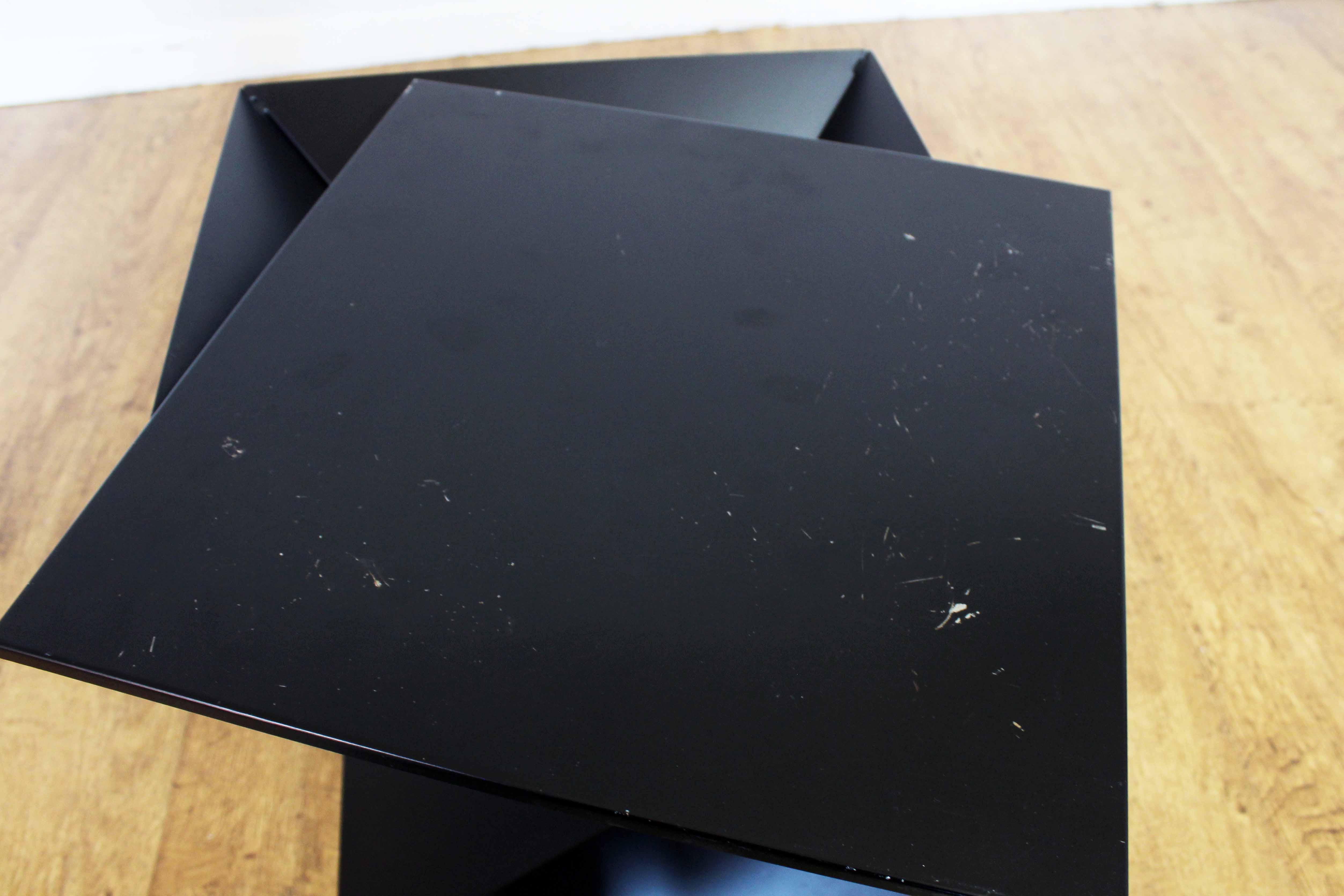 Table basse bout de canapé "origami" 1980
