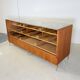 Vitrine en chêne vintage – Haka Ladenmöbel