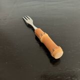 Dessert forks and knives