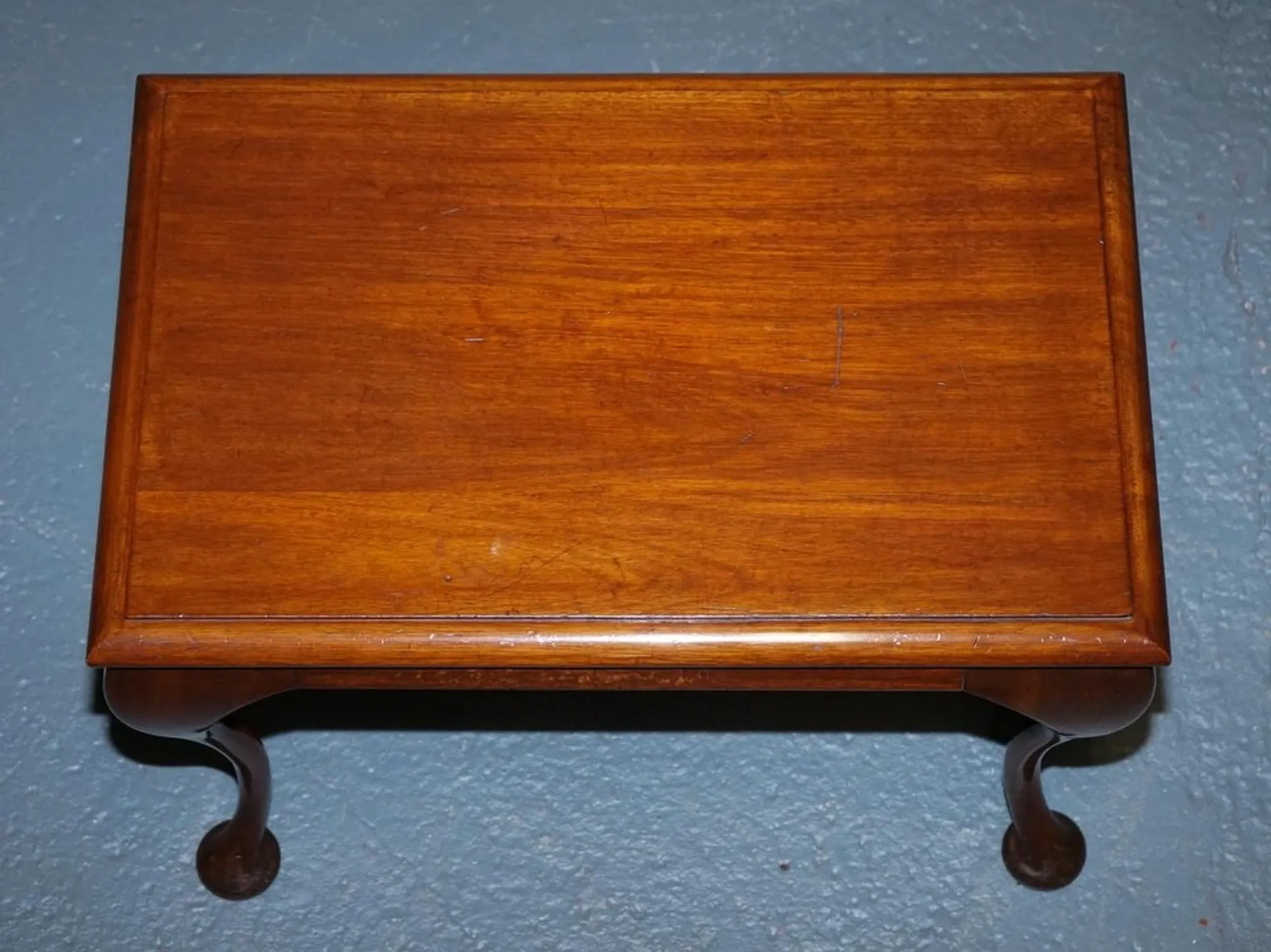 Queen Anne Vintage Wooden Coffee Table