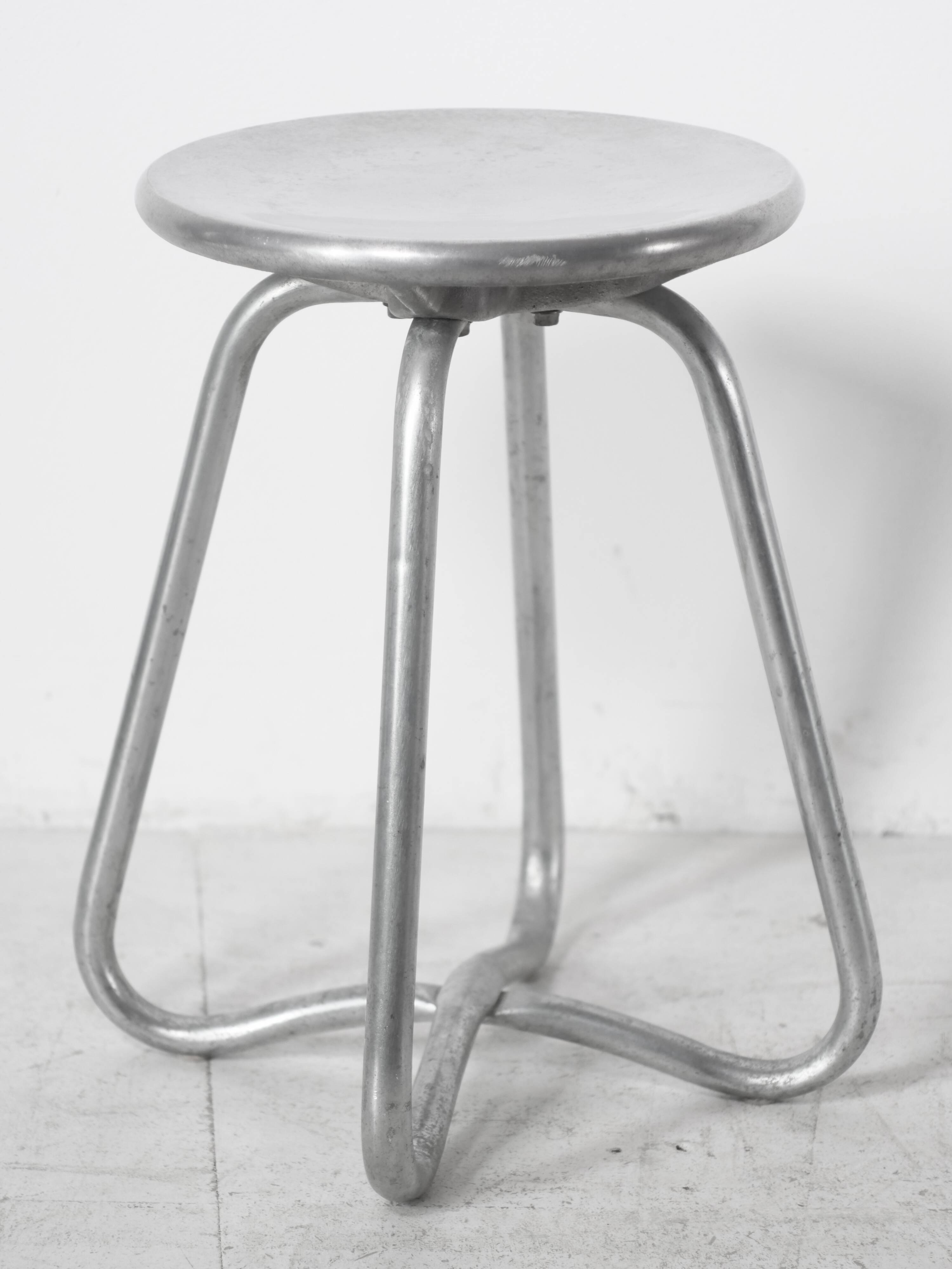 tubular design stool in aluminium cast
