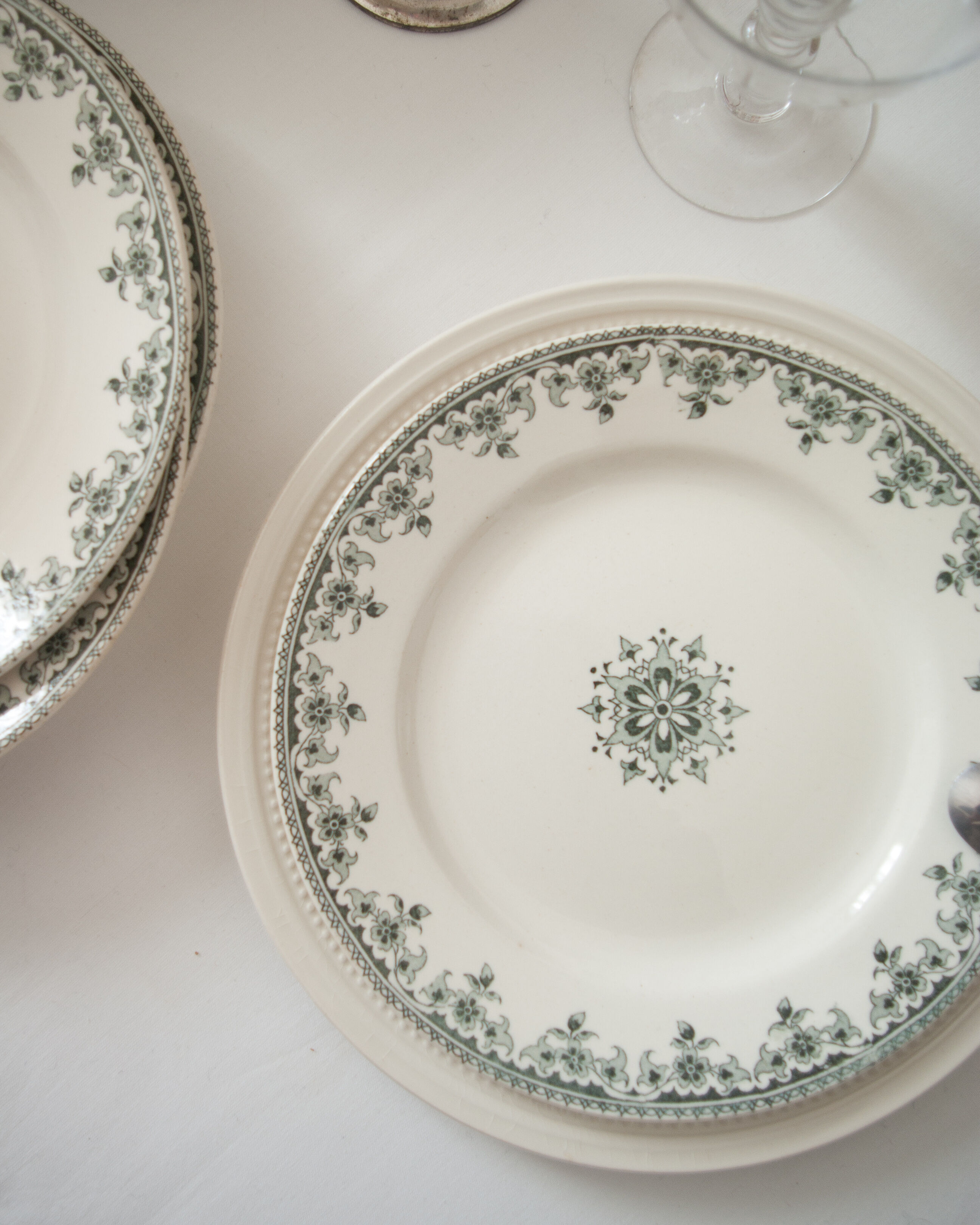 Suite of 9 old dessert plates