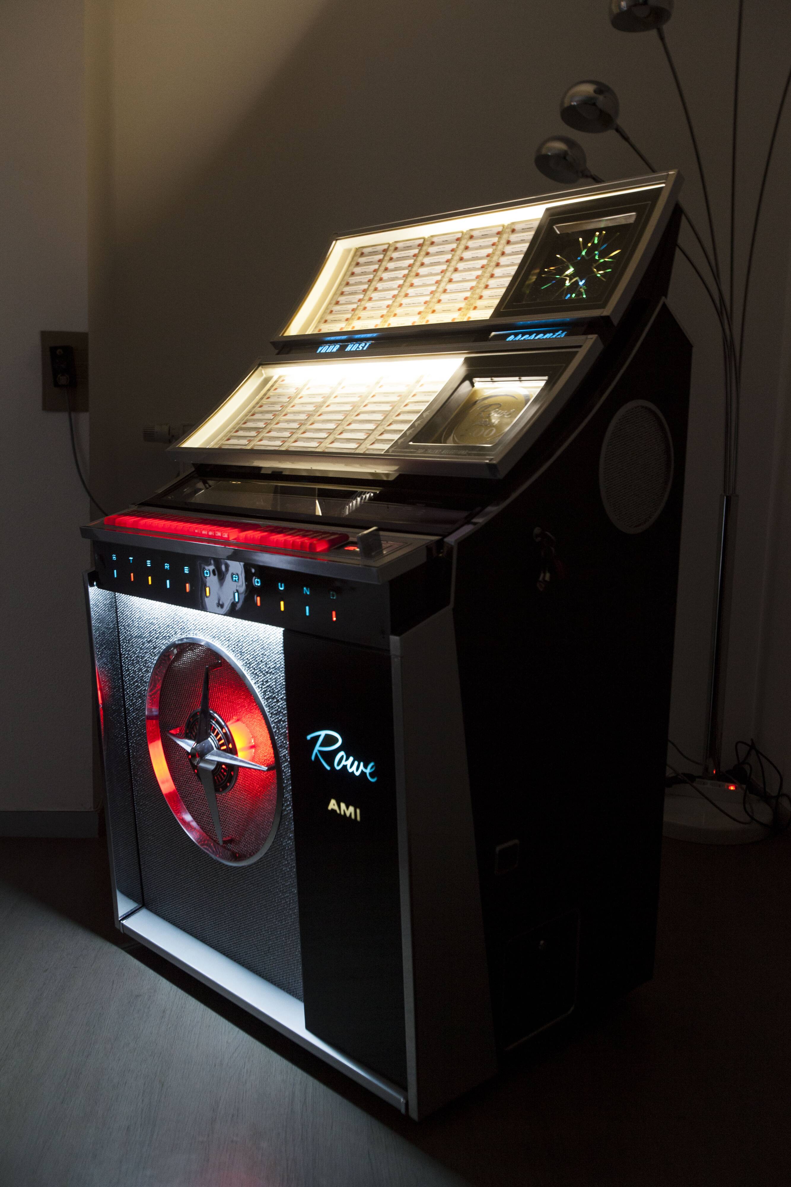 Jukebox Rowe friend from 1963 model "Jal" capa 100 vinyls pop, rock, metal compilation from 1950 to 1990