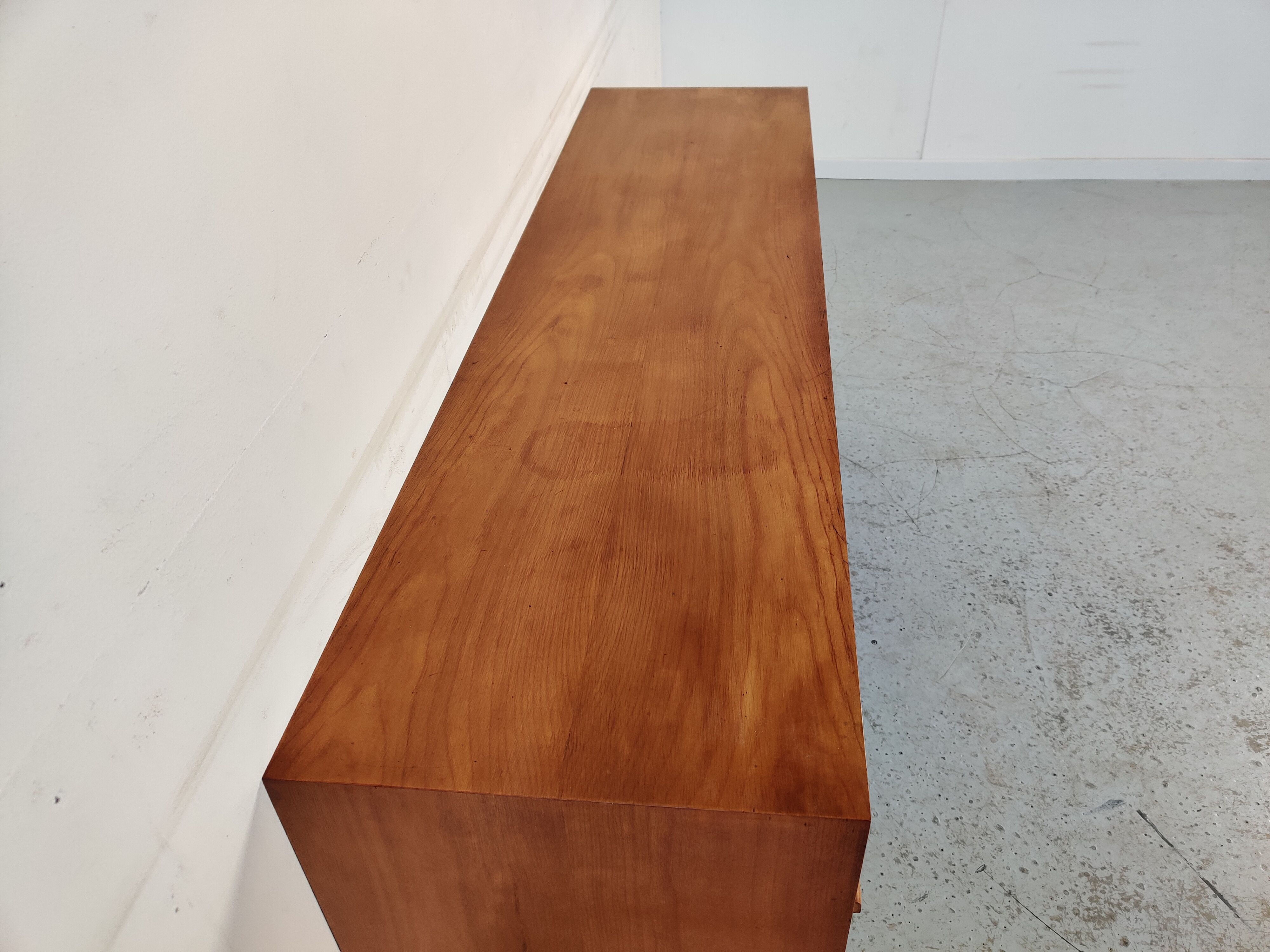 Scandinavian sideboard 60