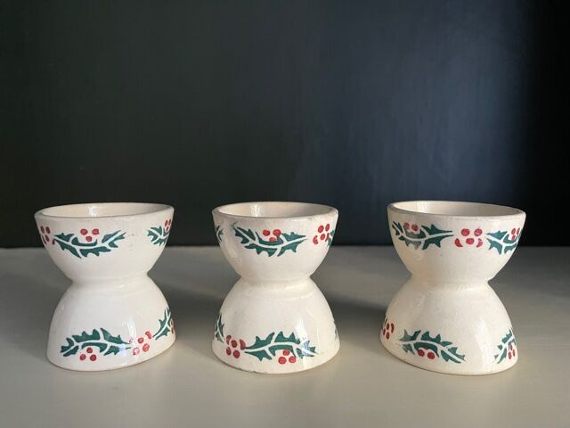 Set de 3 coquetiers en faïence vers 1900