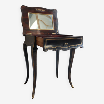 Dressing table