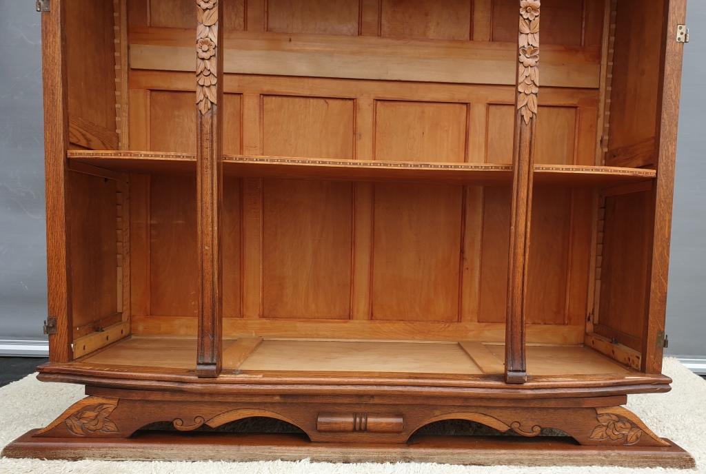 Art Deco bookcase