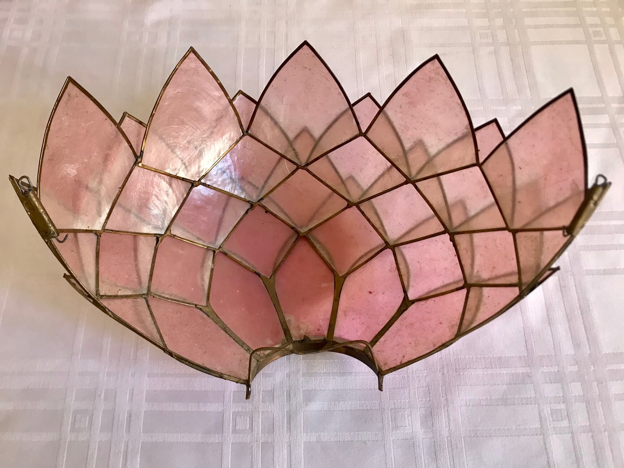 Mother-of-pearl lotus wall lamps