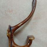 Enamelled cast iron hook