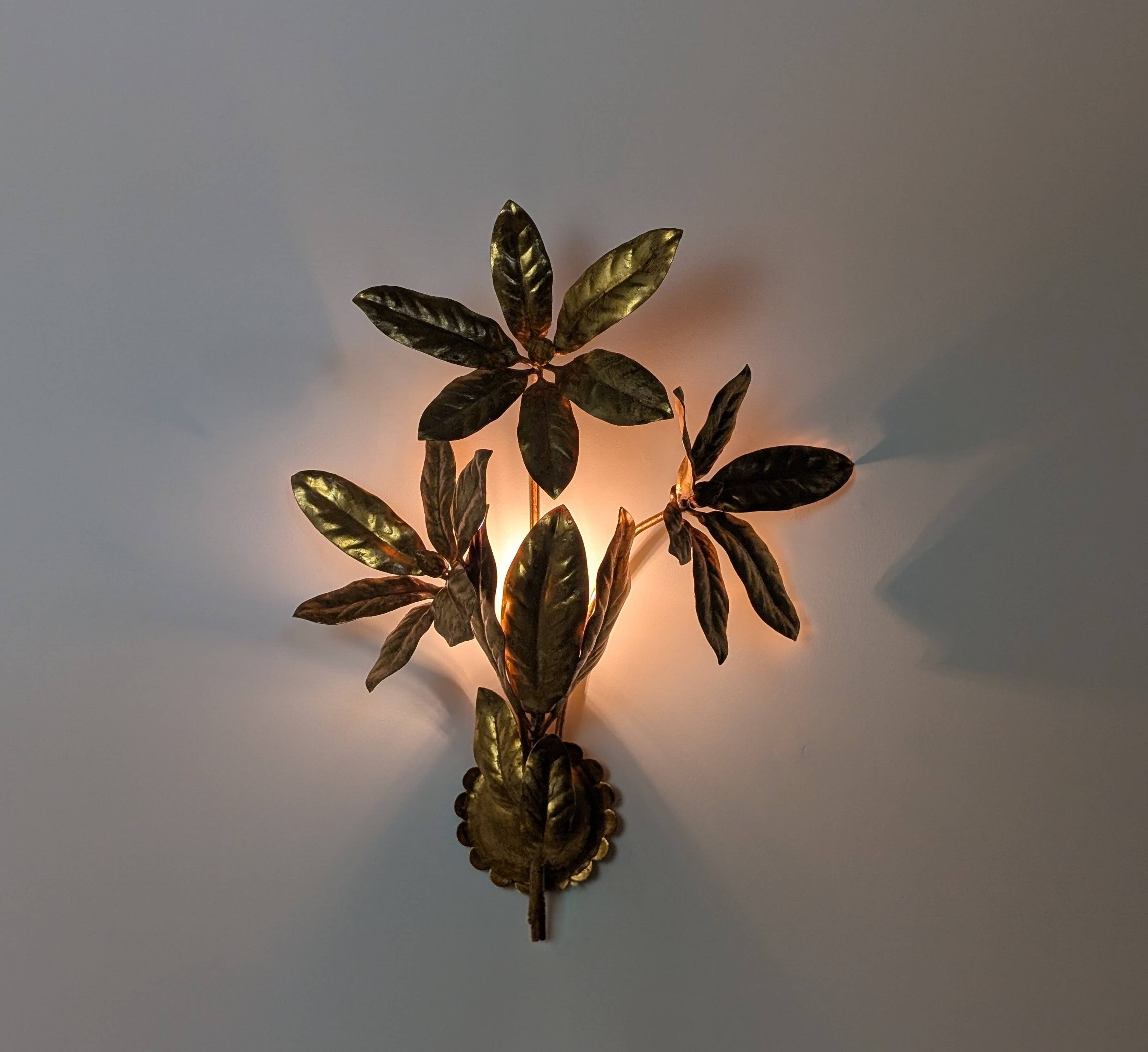 Golden leaf applique Hans Kögl