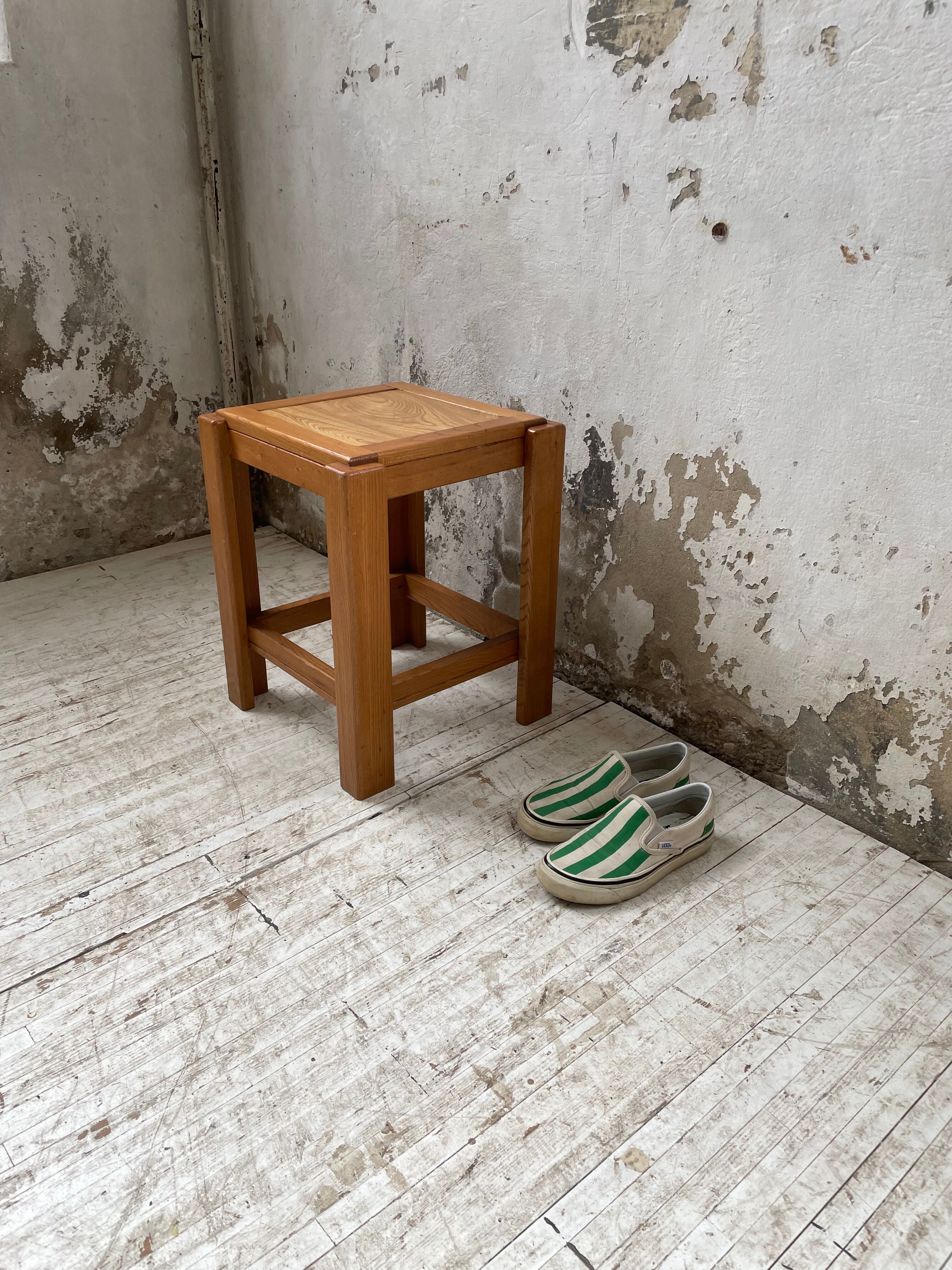 Solid elm stool Maison Regain