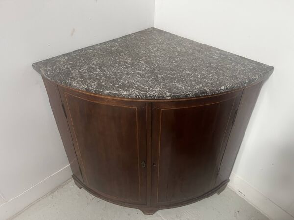 Meuble de coin en demi lune de style Louis XVI XIX Siècle