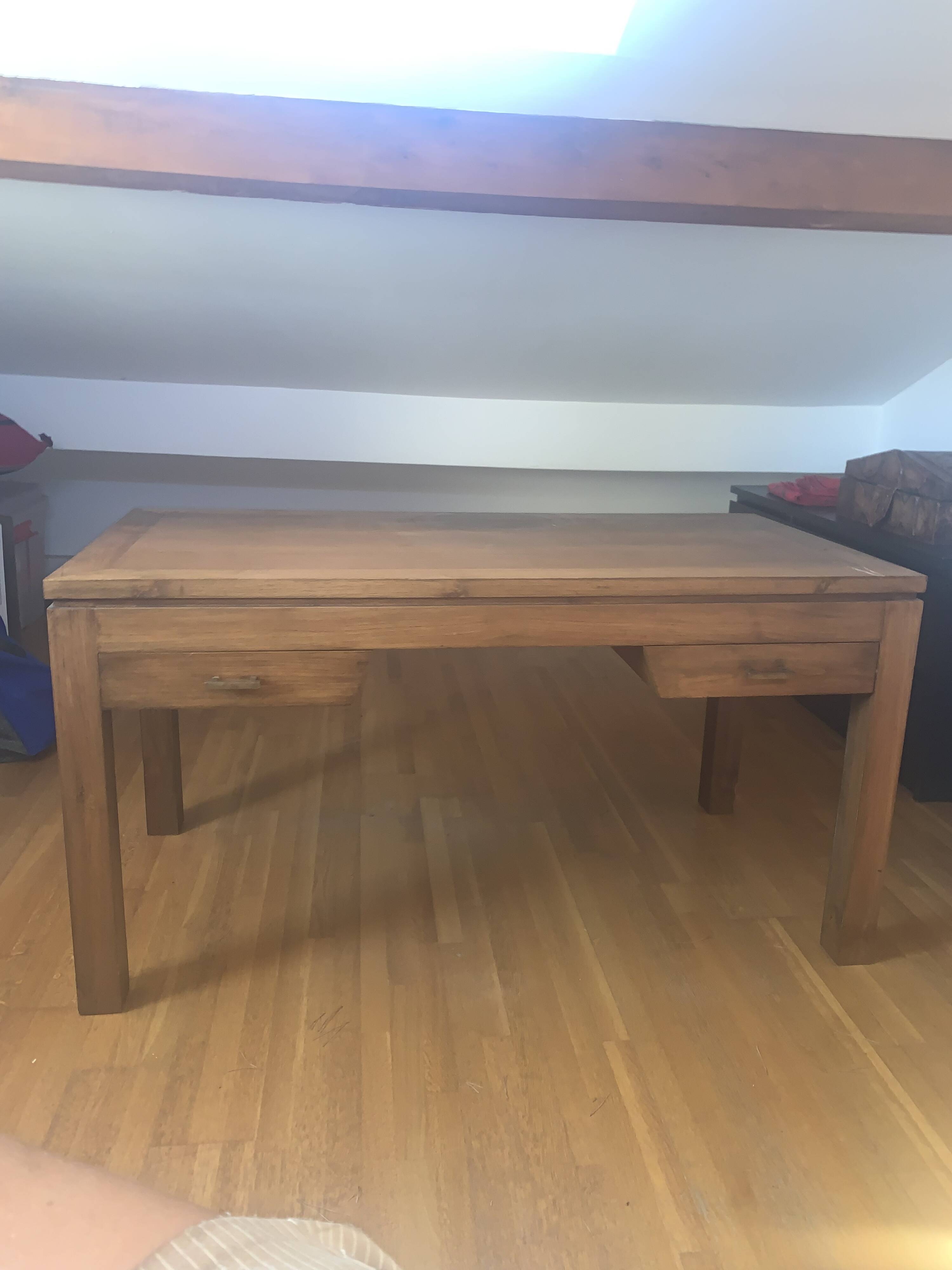 Grande table basse en teck massif avec 2 tiroirs traversants – Design intem