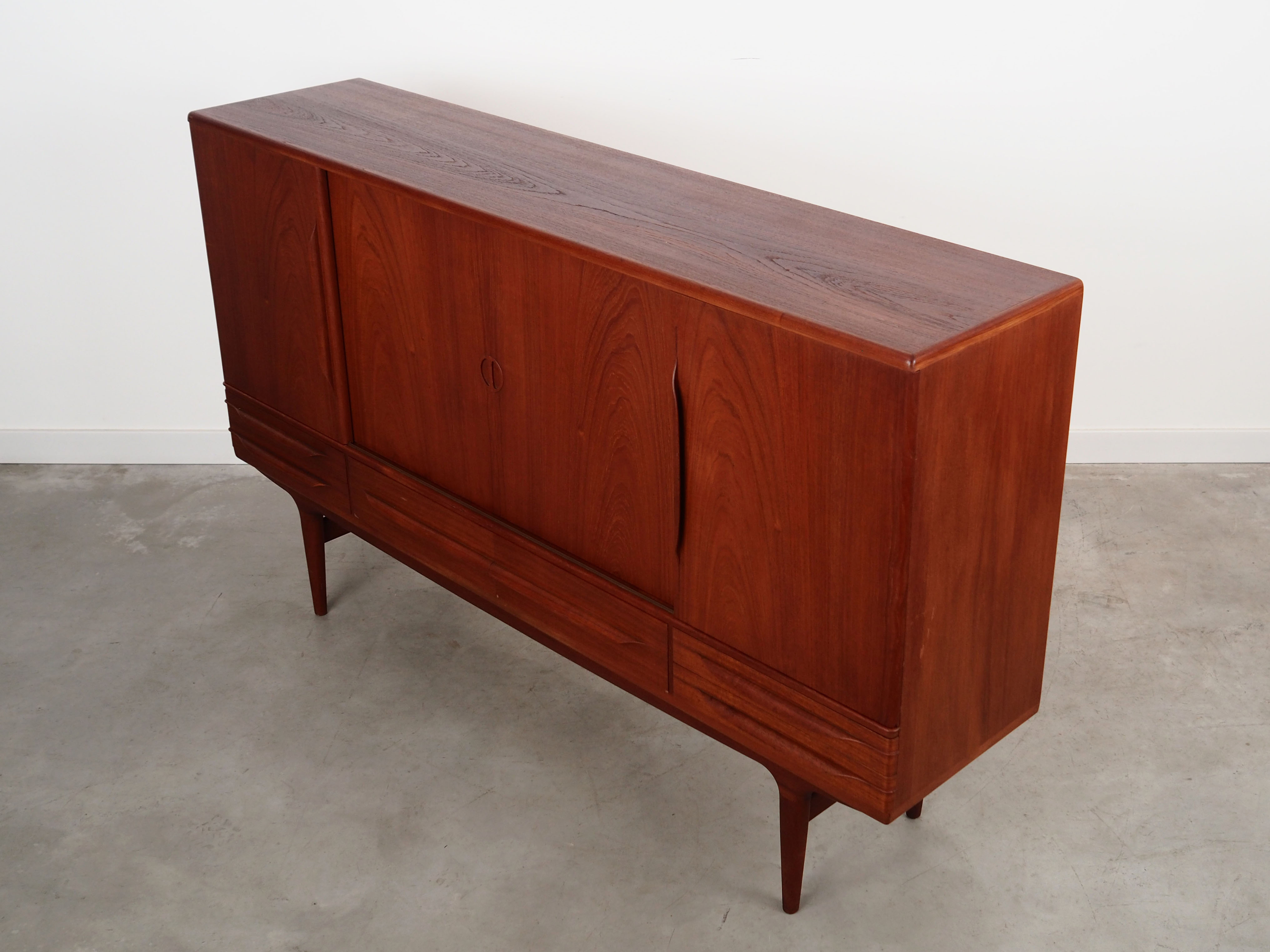 Teak highboard, Danish design, 1960s, designer: Johannes Andersen