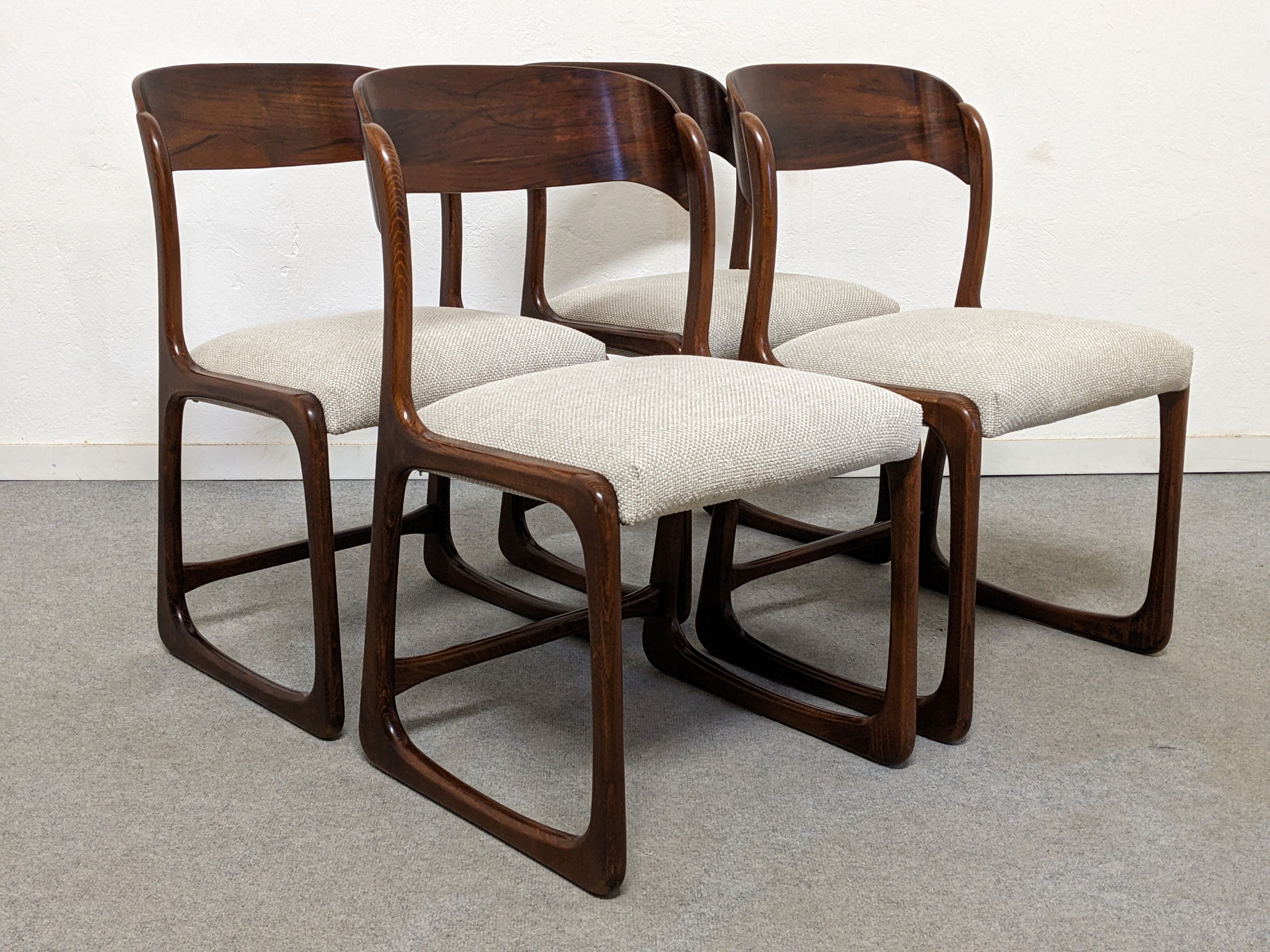 Series of 4 Baumann sled chairs from the 60-70s