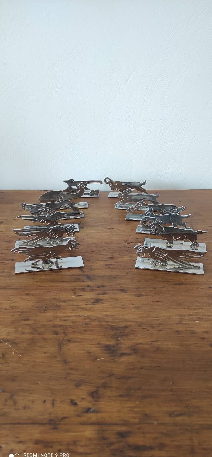 Zoomorphic knife holder set