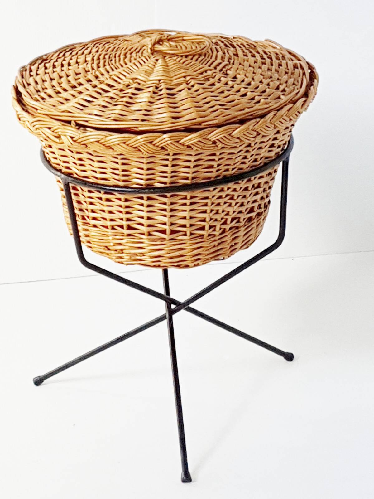 Working tripod wicker sewing box steel 1950 vintage 50s rockabilly