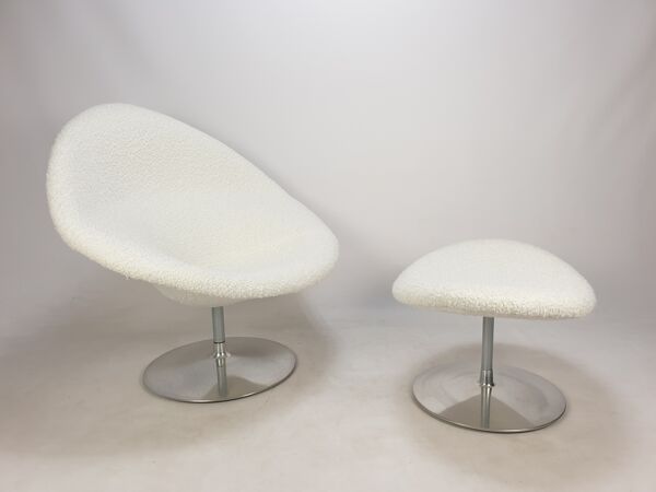 Fauteuil Big Globe avec pouf de Pierre Paulin pour Artifort, années 1980