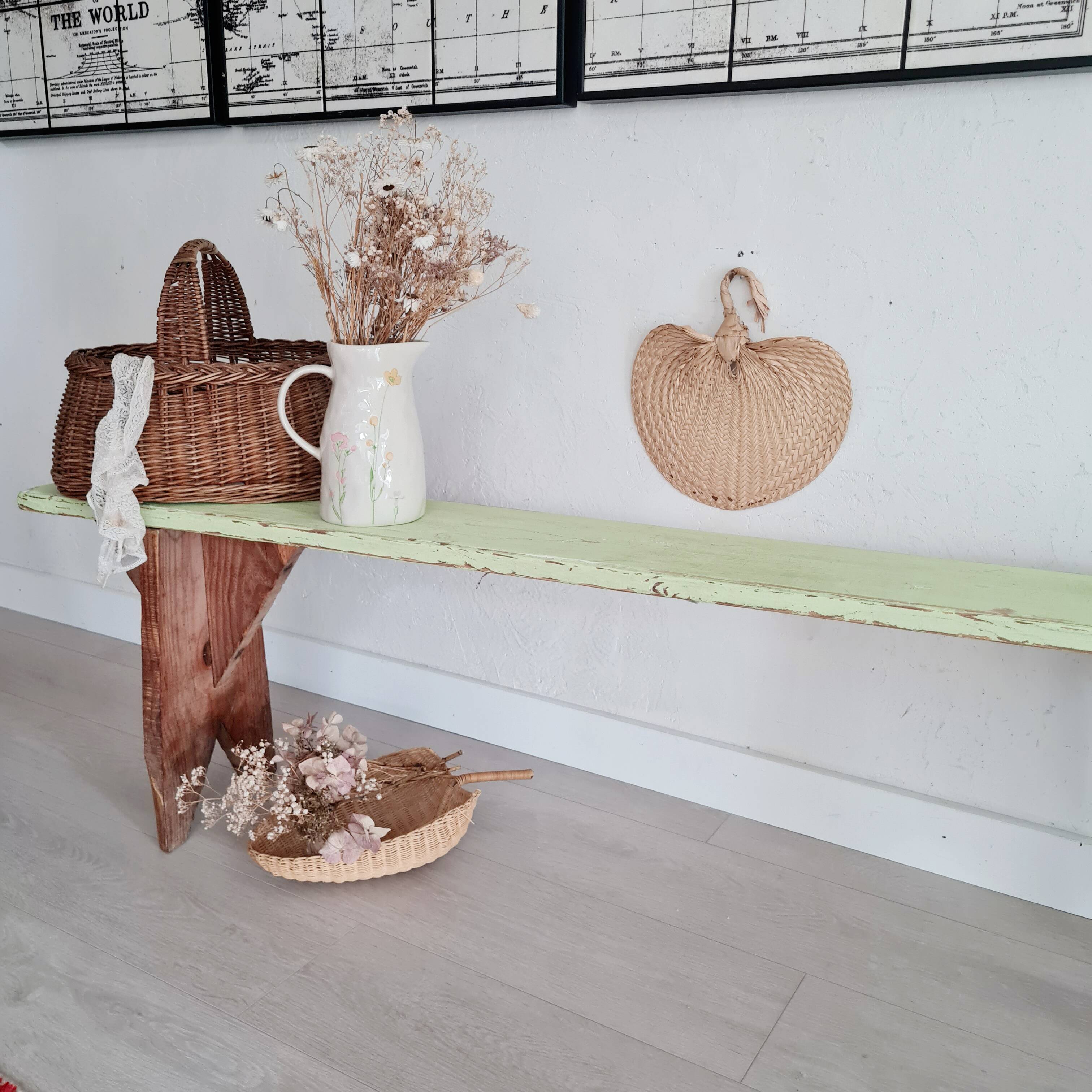 Banc de ferme ancien en bois assise verte patinée