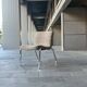 Fauteuil bas vintage chrome et tissu gris/beige