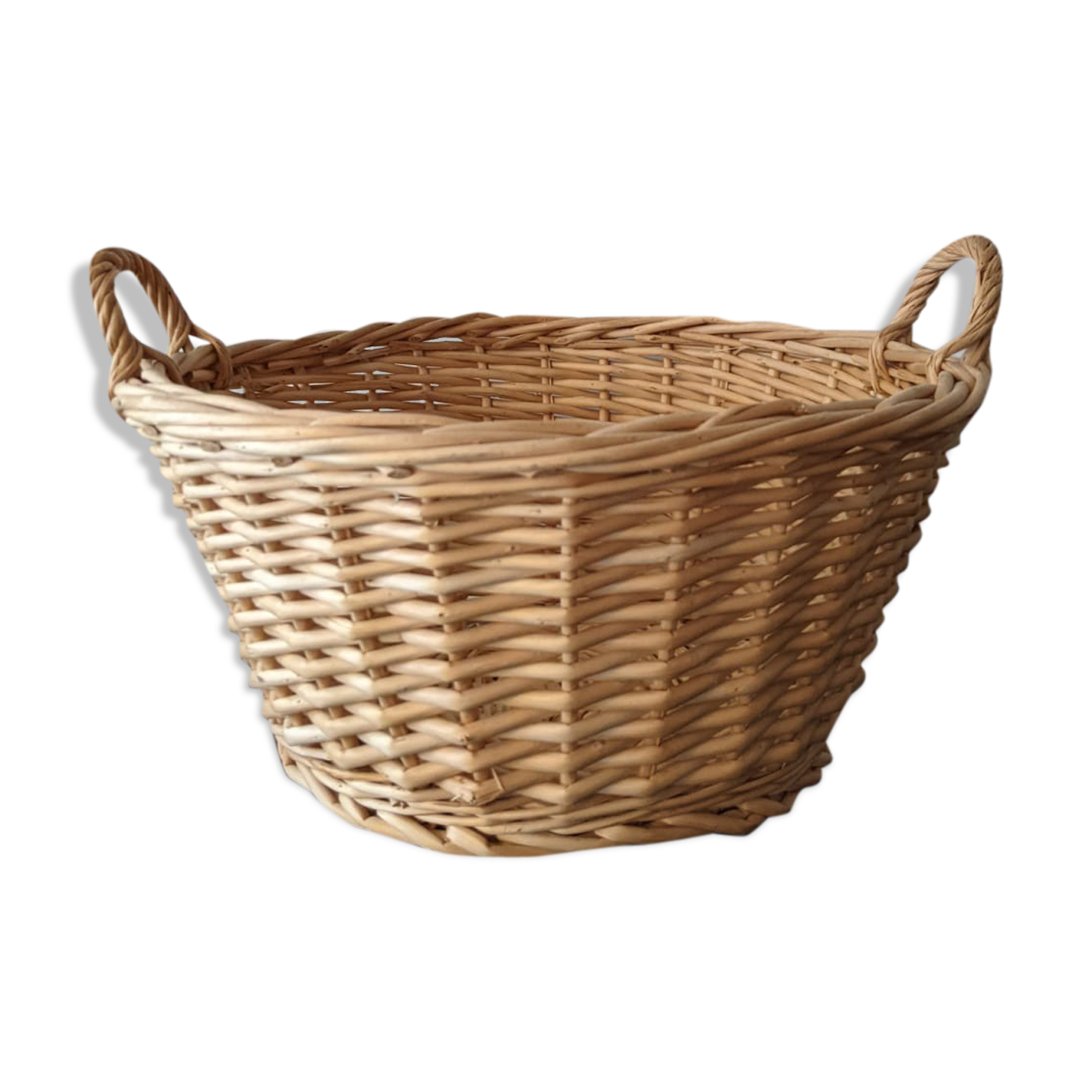 Wicker basket