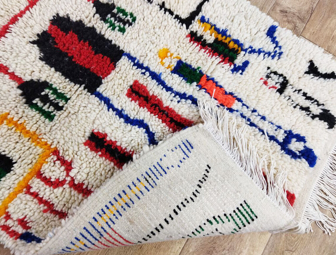 Handmade Moroccan berber carpet 142 x 84 cm