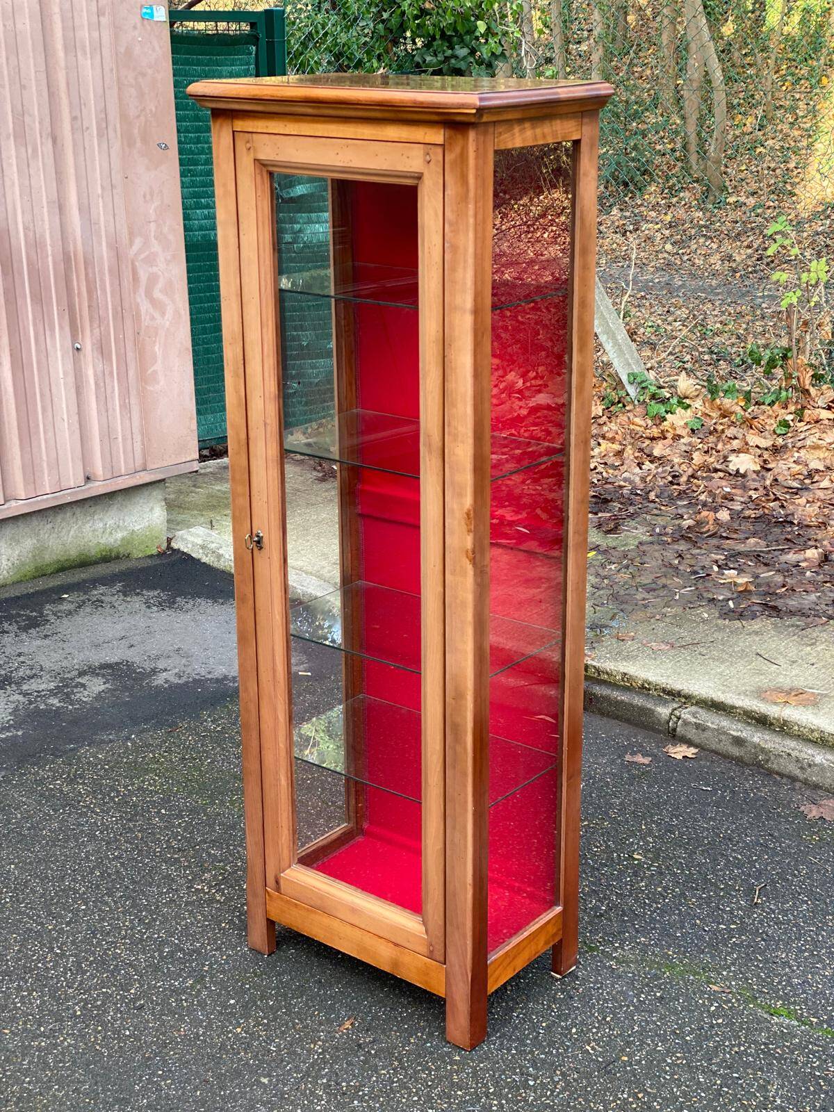 Louis Philippe display cabinet in solid wood and burgundy velvet from the 20th century