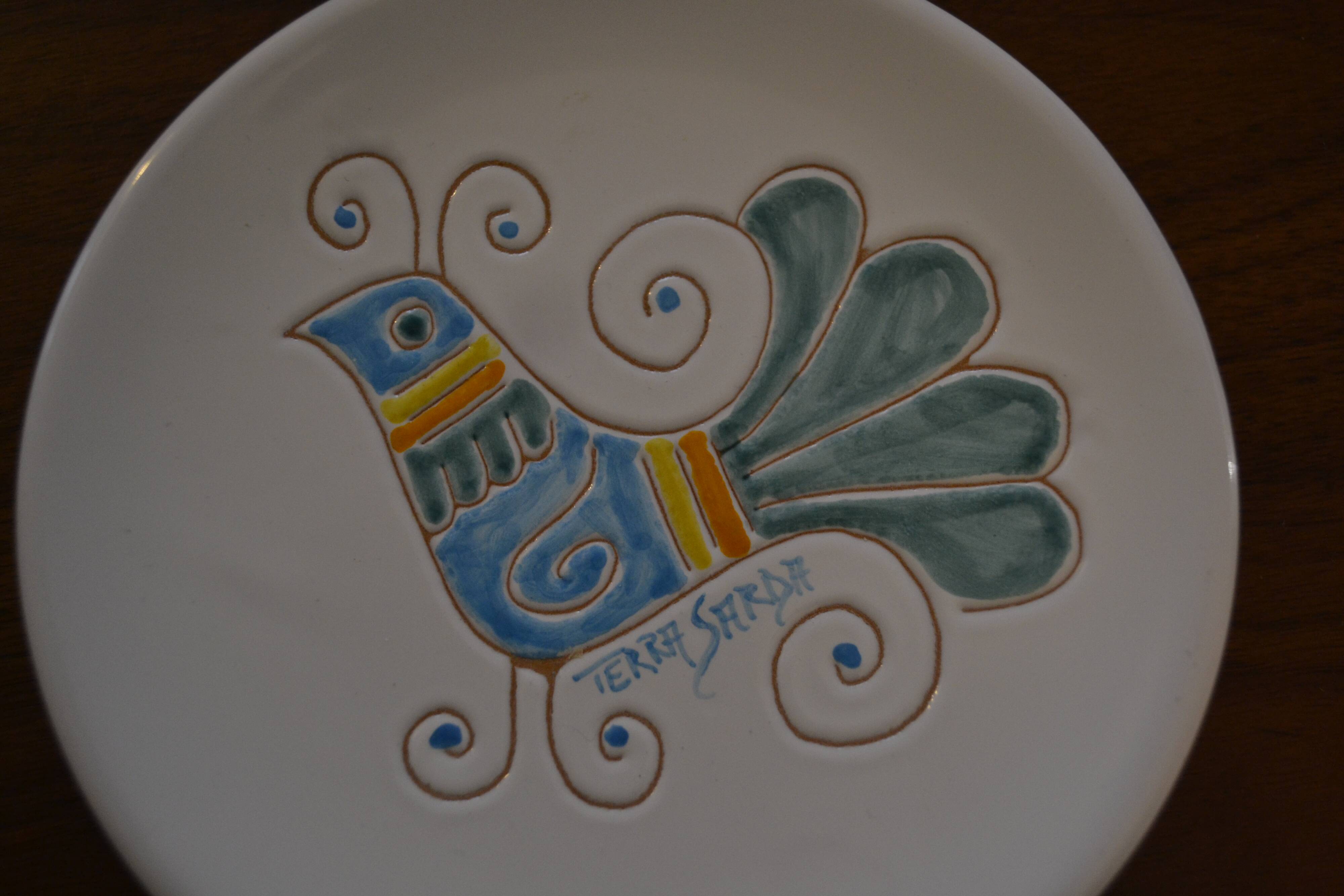 Hand-painted bird hand-crafted plate