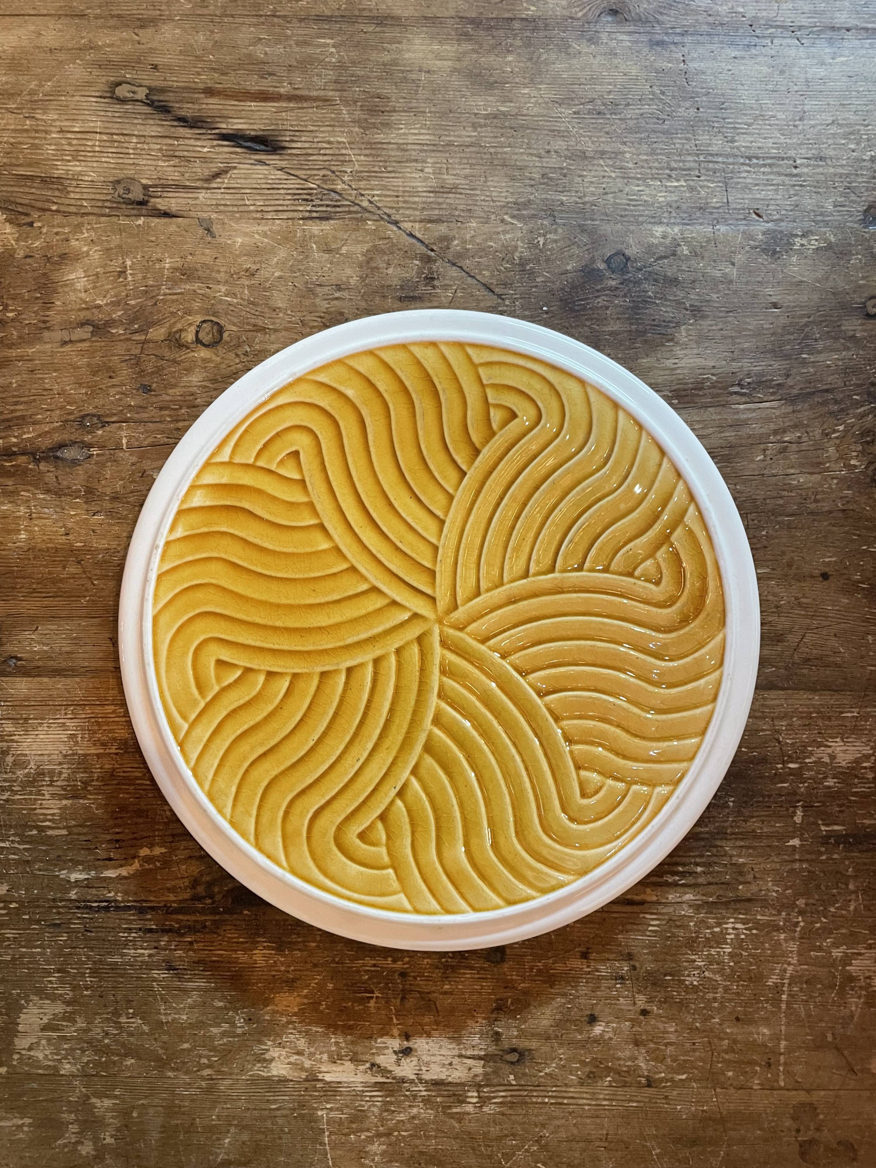 Sarreguemines art deco trivety