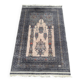 Handmade Pakistani rug