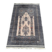 Handmade Pakistani rug