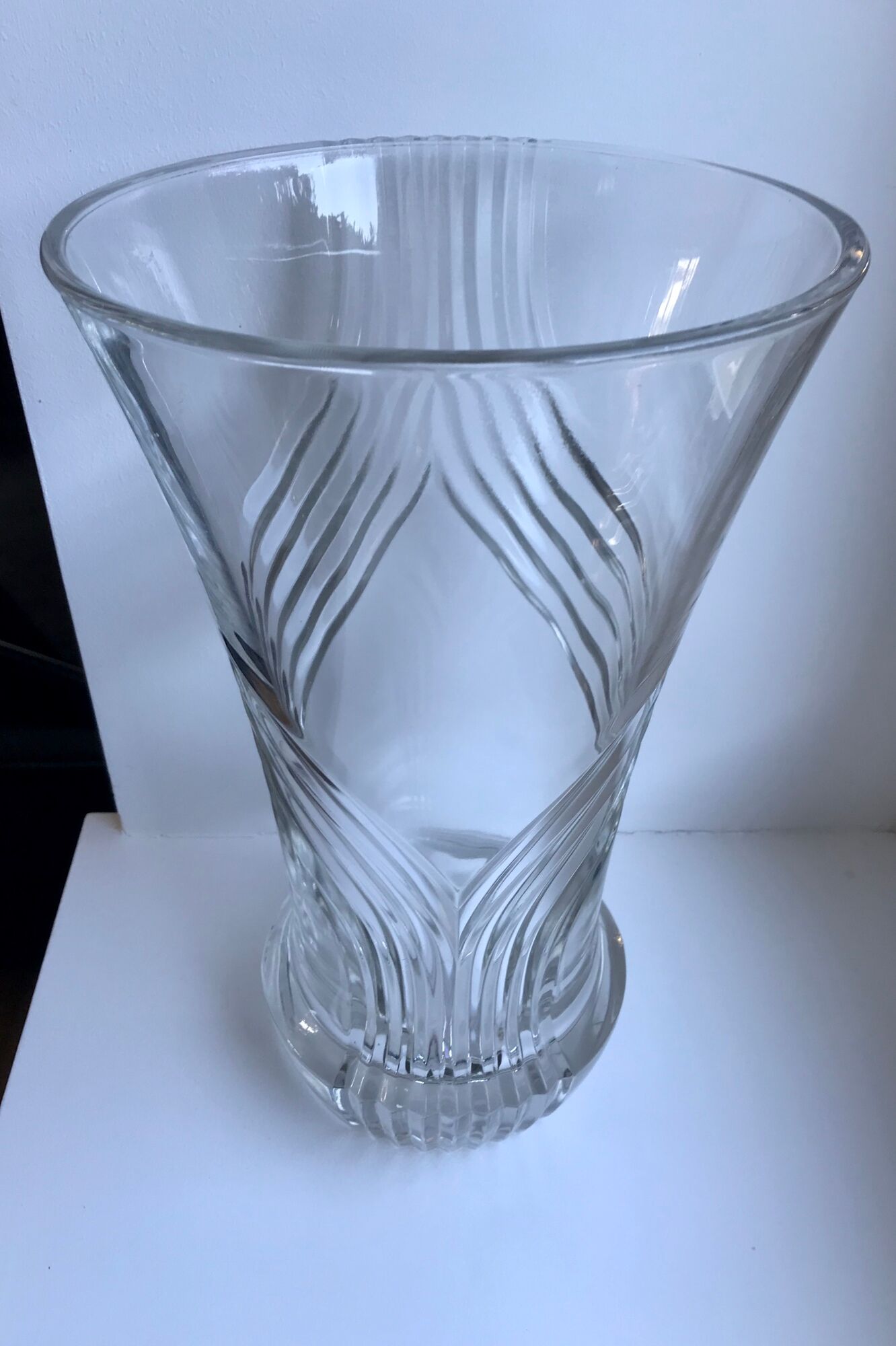 Molded glass vase art deco style made in France