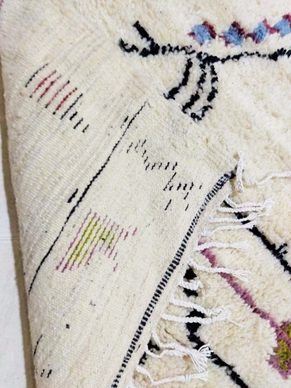 Moroccan berber carpet 270x160cm
